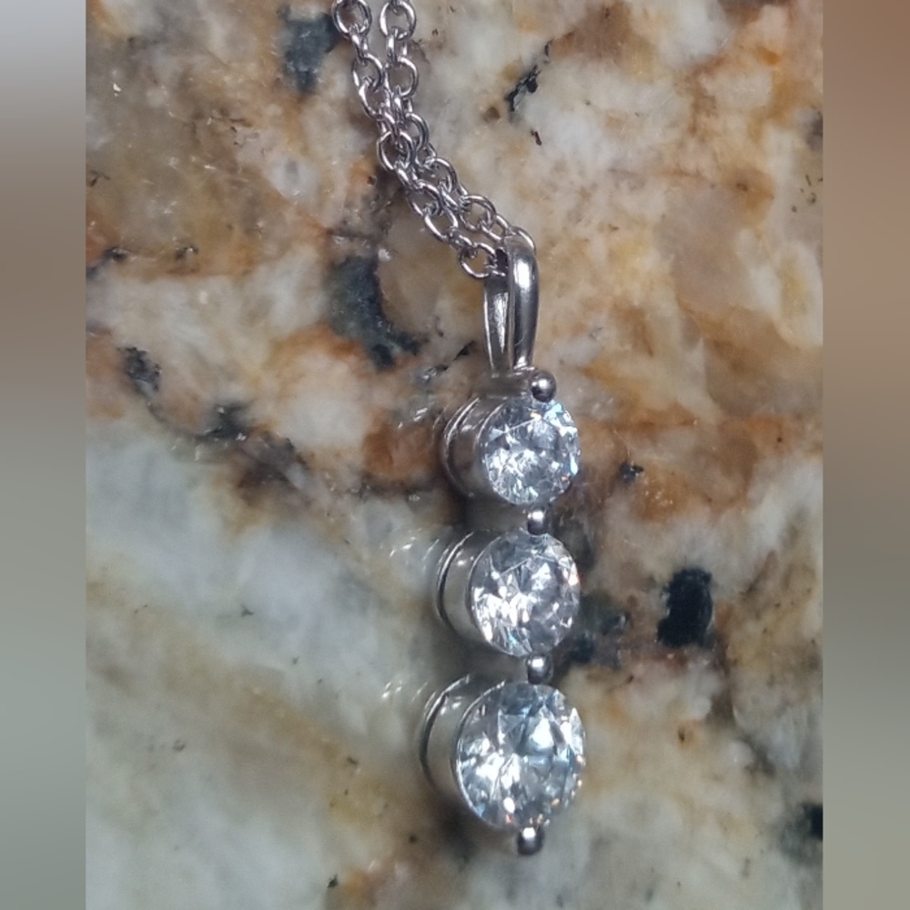 3 Stone Sparkling 1.1 CT Moisonite Sterling Pendant Beautiful Classy